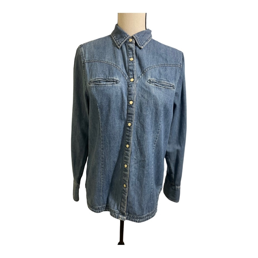 Duluth trading womens snap front pearlized buttons jean shirt. Size small - Picture 12 of 12